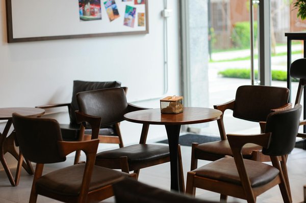 Adoptez la beauté éthique avec ces cosmétiques naturels incontournables